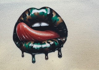 The Hot Lips Pouch
