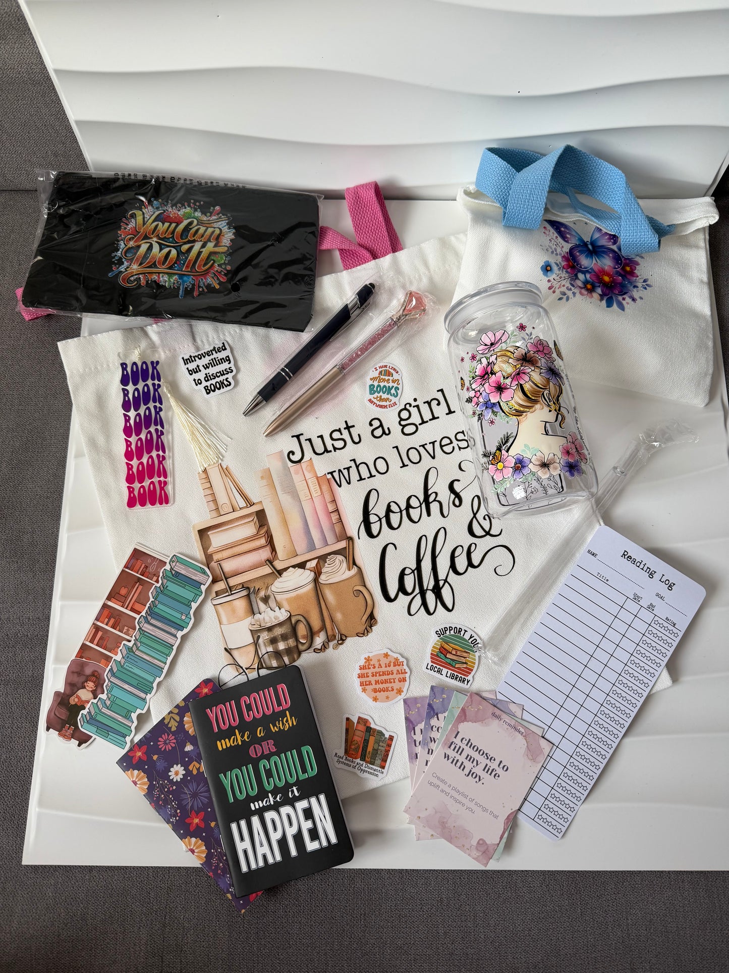 Notes & Totes Gift Set