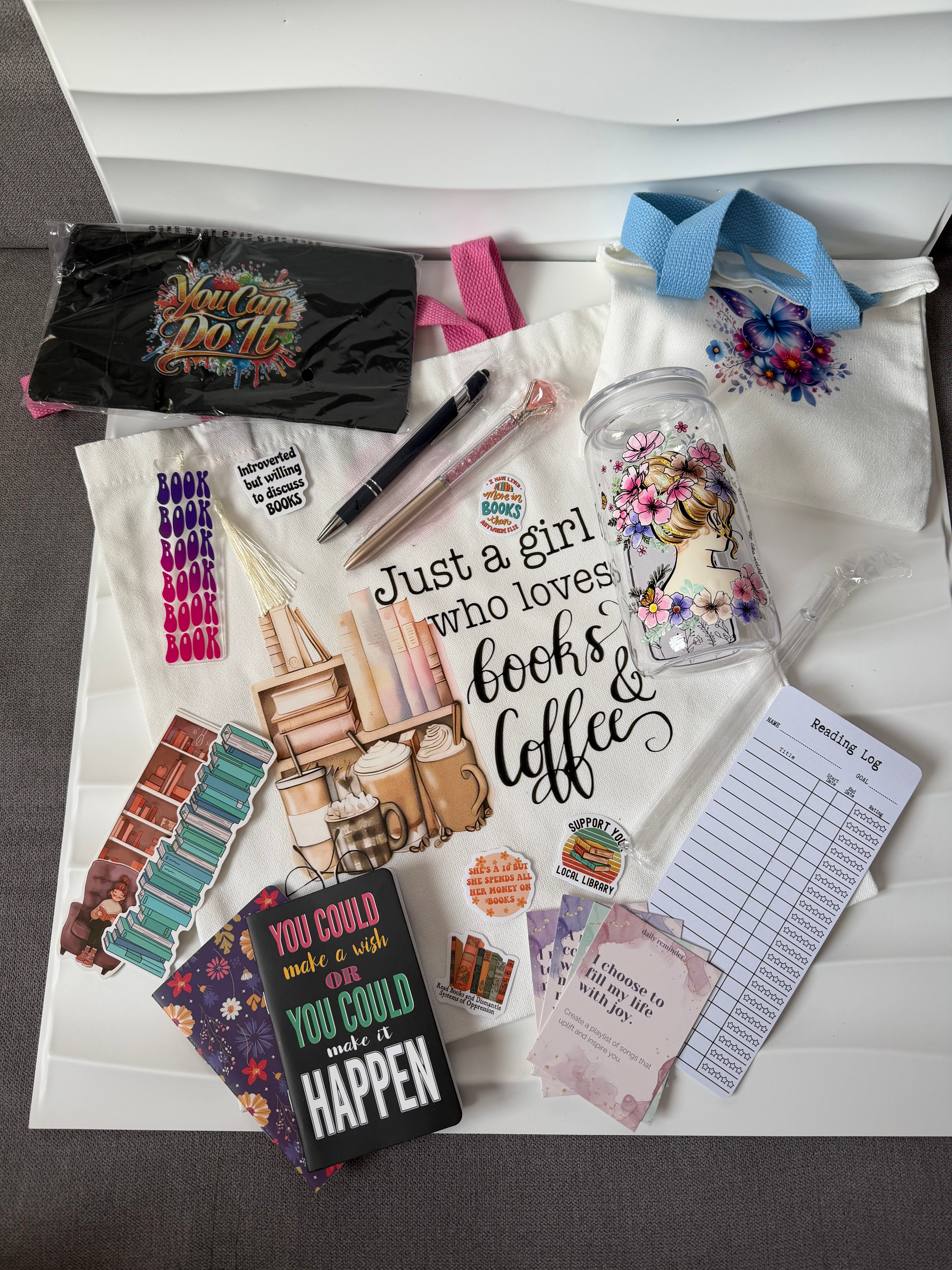 Notes & Totes Gift Set